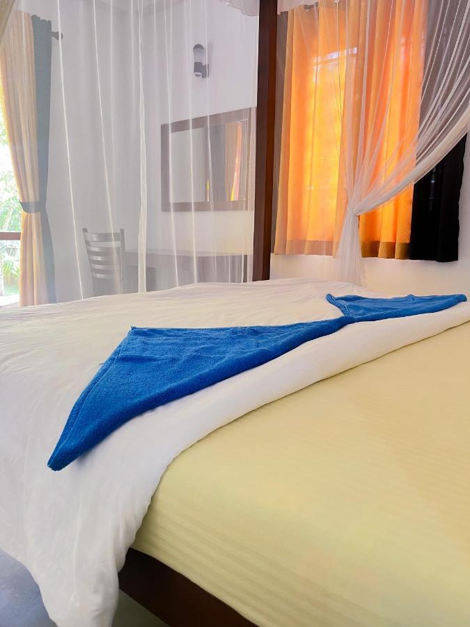 Easy Living Hotel Hikkaduwa Exterior photo